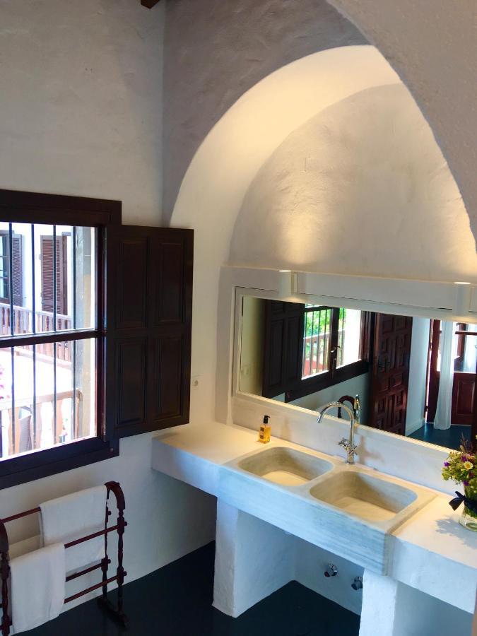 Deluxe Double Room Balcony